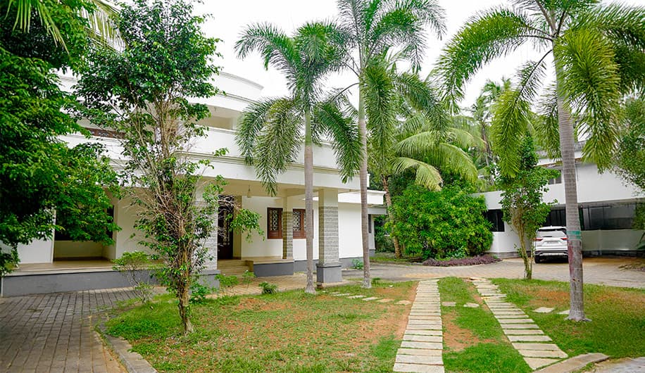 Lazdana Gardinia Kerala