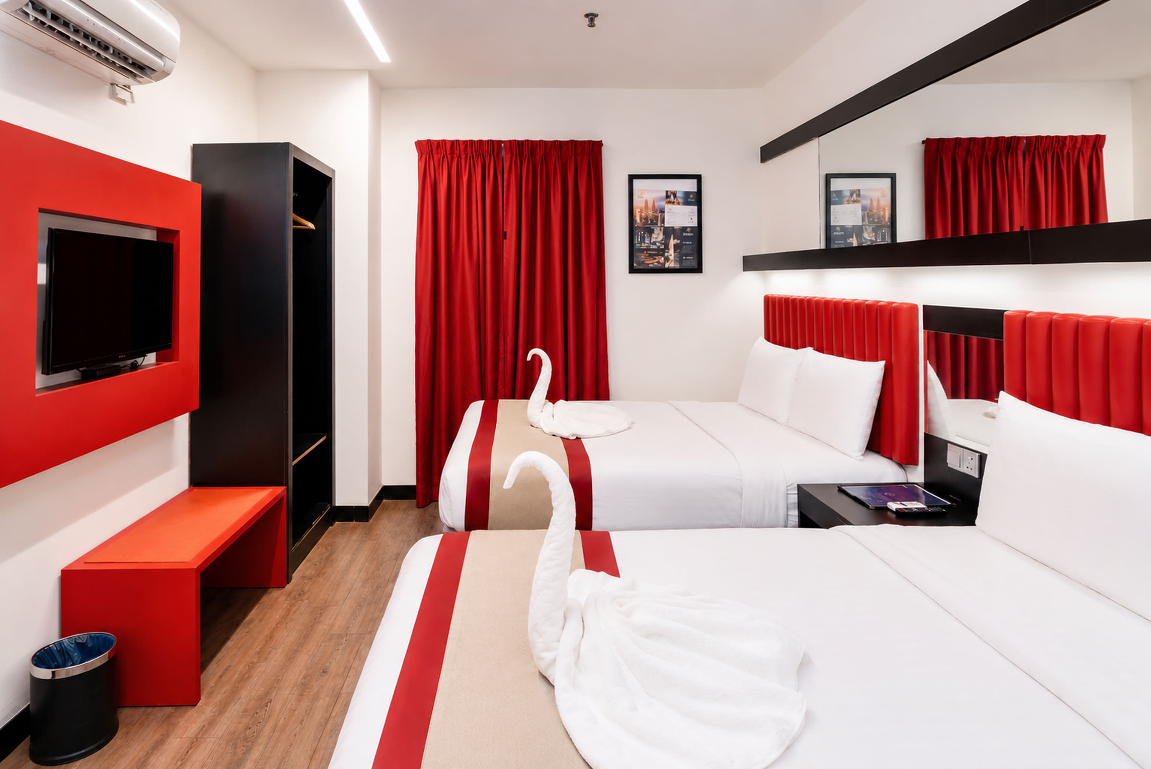 Family Suite (4 Adults) - Image 3