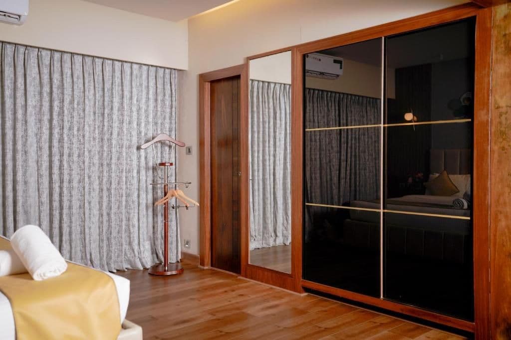 Lazdana Bangalore