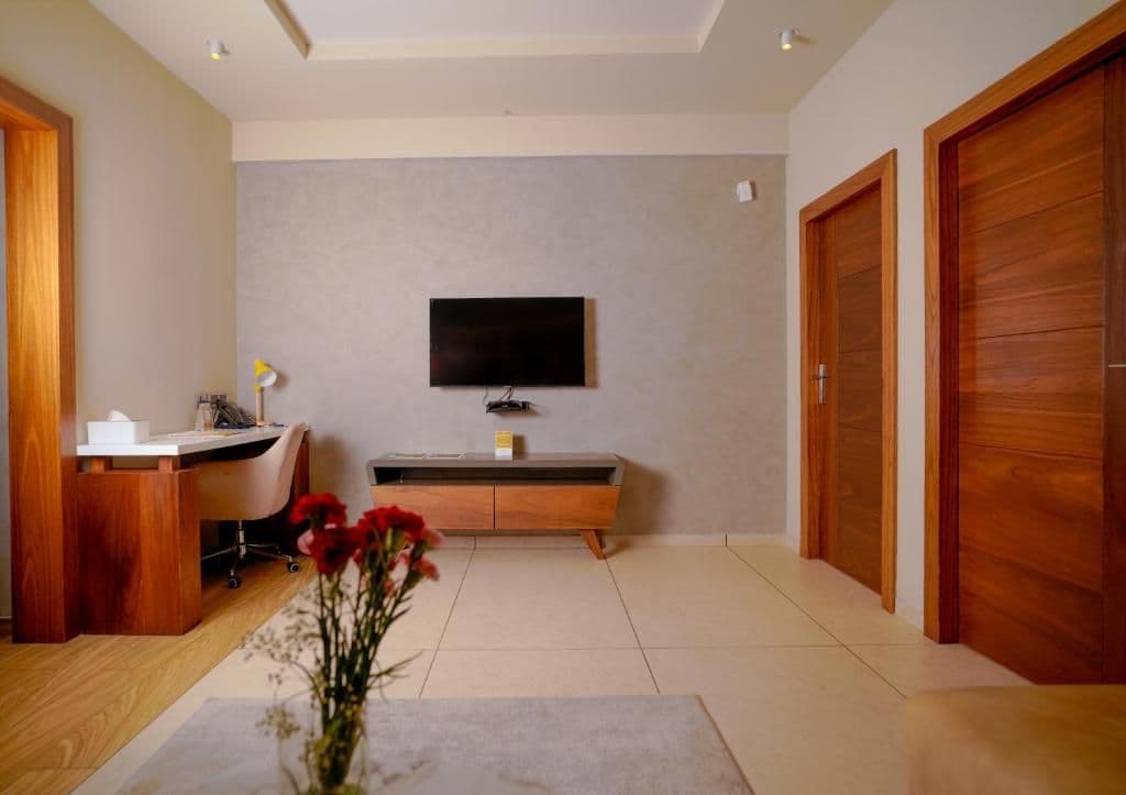 Lazdana Bangalore