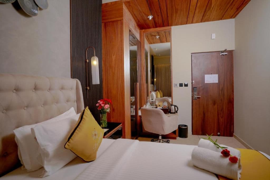Lazdana Bangalore