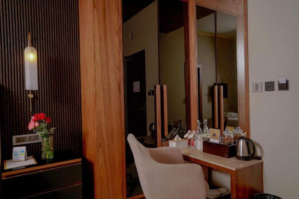 Lazdana Bangalore