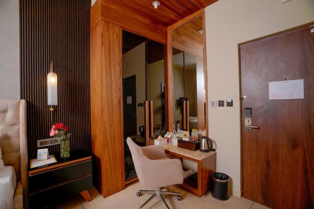 Lazdana Bangalore