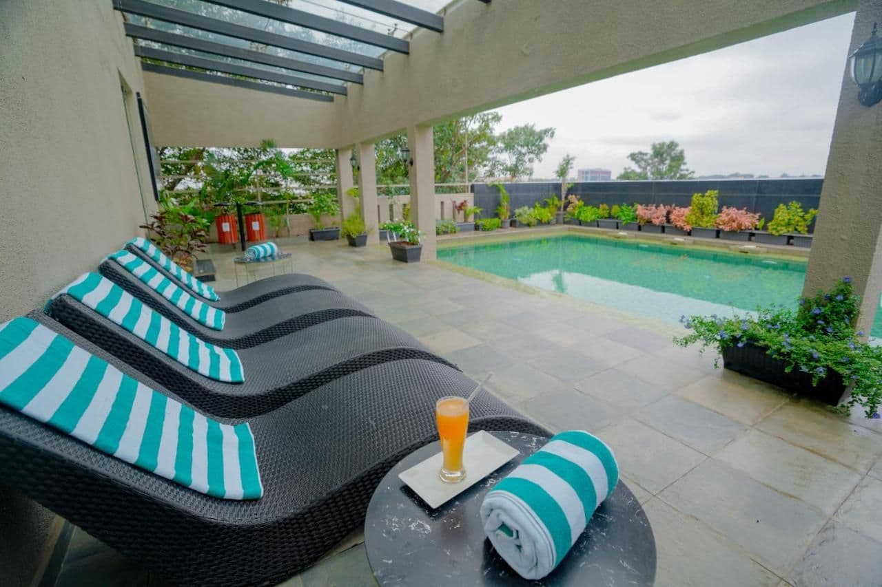 Rooftop Swimming Pool