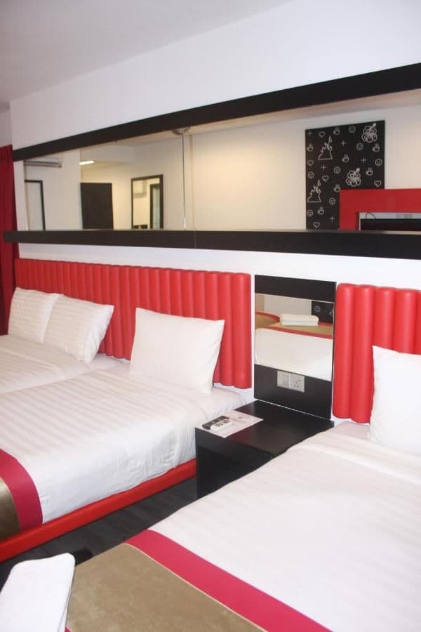 Family Suite (4 Adults) - Image 6