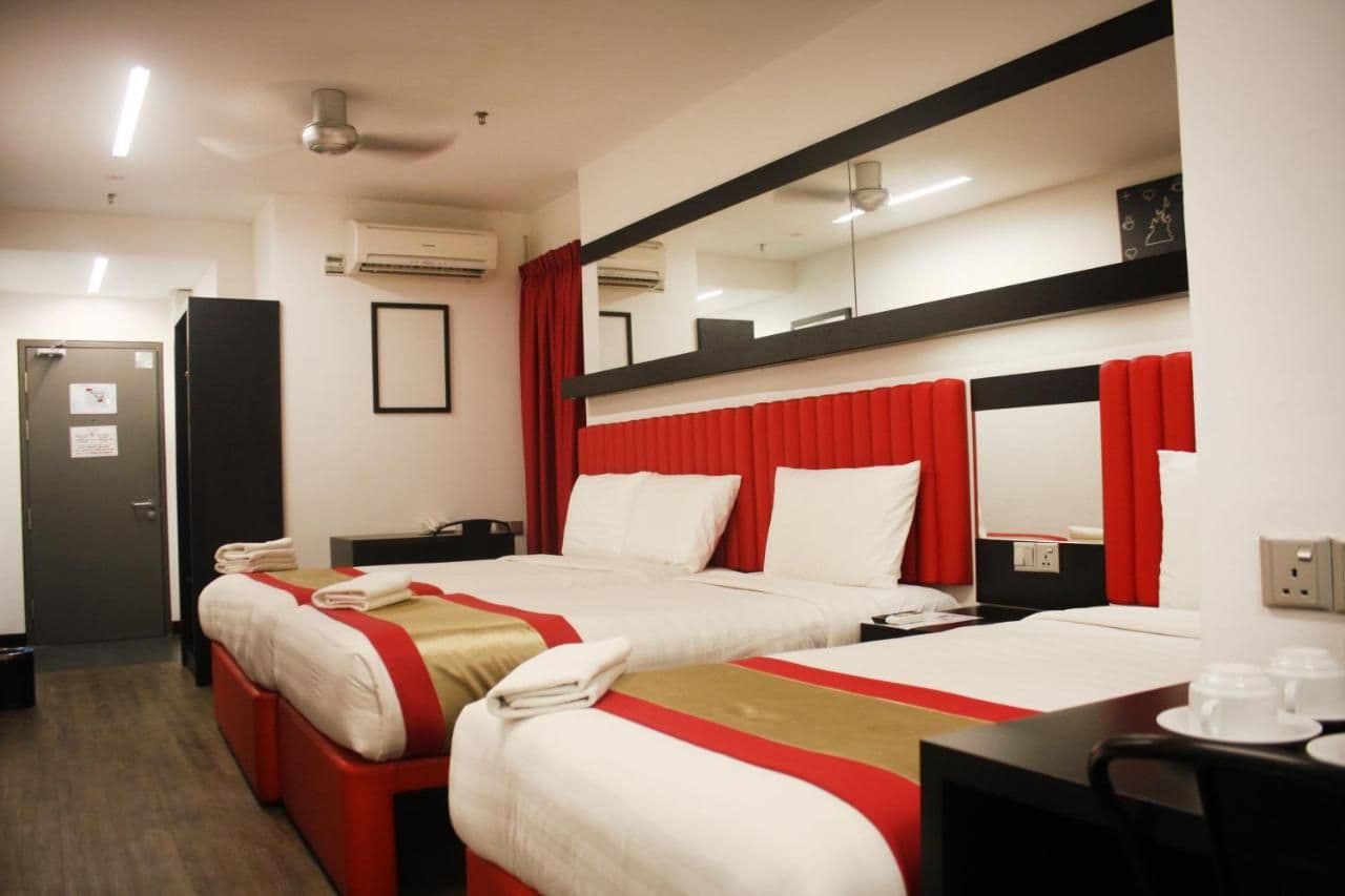 Family Suite (4 Adults) - Image 4