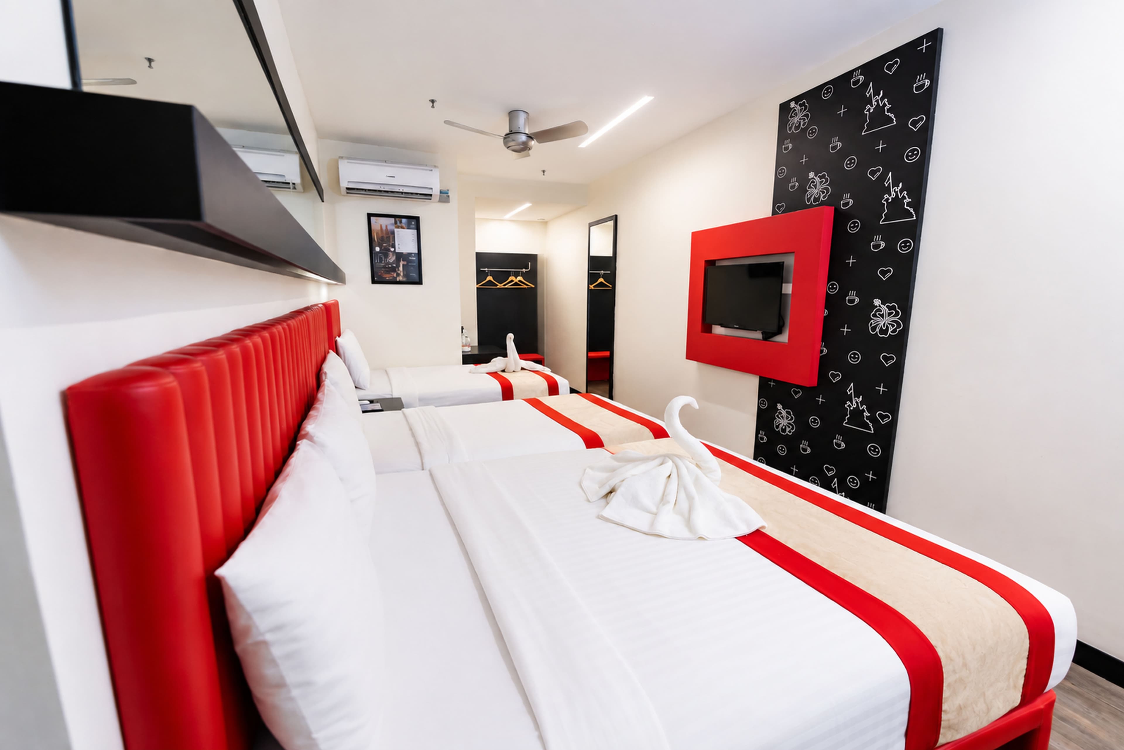 Premium Suite - Image 4